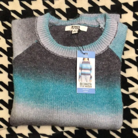 🦄HOST PICK!🦄BB Dakota Tri Color Sweater - Picture 12 of 12